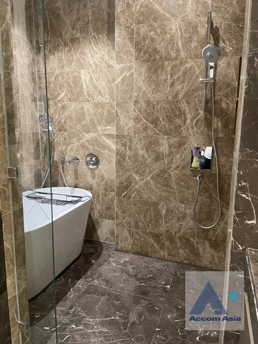 8  2 br Condominium For Rent in Ploenchit ,Bangkok BTS Chitlom at 28 Chidlom AA33129