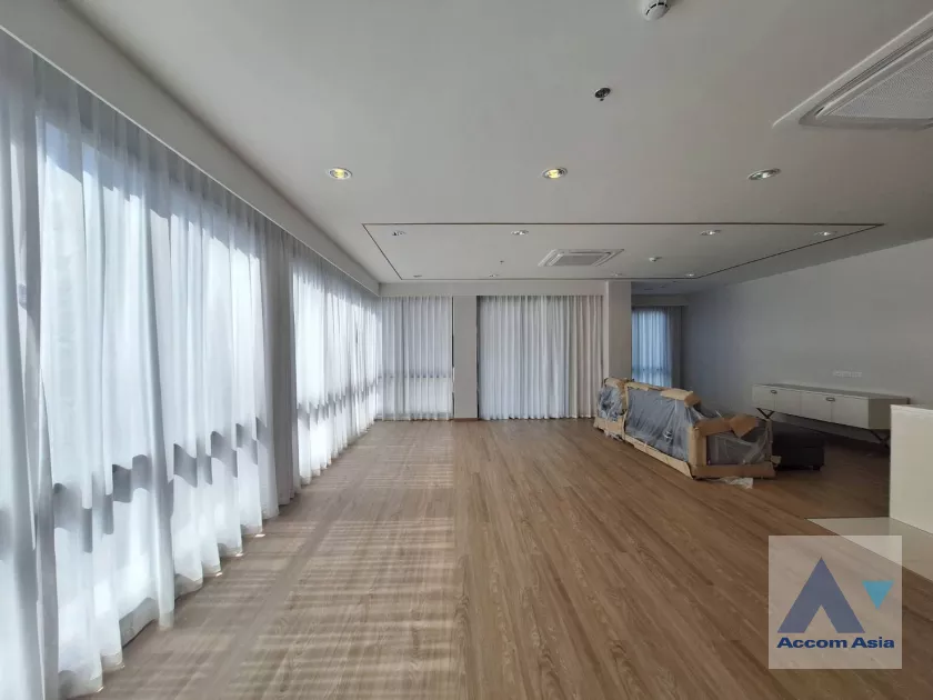  1  4 br Apartment For Rent in Sathorn ,Bangkok BTS Chong Nonsi at Luxury Designed in Prime Area AA33144