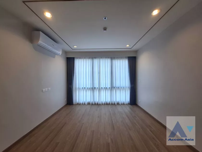 16  4 br Apartment For Rent in Sathorn ,Bangkok BTS Chong Nonsi at Luxury Designed in Prime Area AA33144