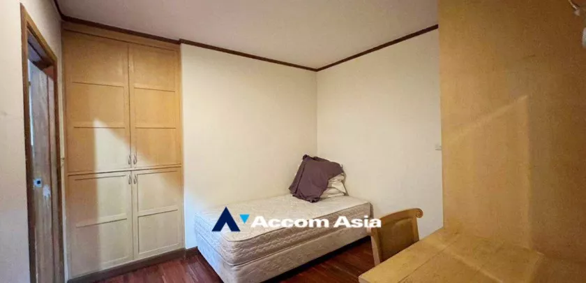7  2 br Apartment For Rent in Sathorn ,Bangkok BTS Chong Nonsi at Peaceful Place in Sathorn AA33148