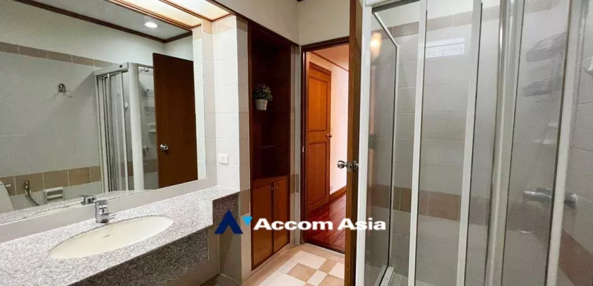 11  2 br Apartment For Rent in Sathorn ,Bangkok BTS Chong Nonsi at Peaceful Place in Sathorn AA33148