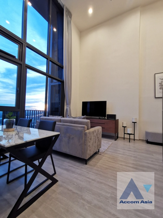 unit 2 Bedrooms  Condominium For Rent in Sukhumvit, Bangkok  near BTS Punnawithi (AA33150)