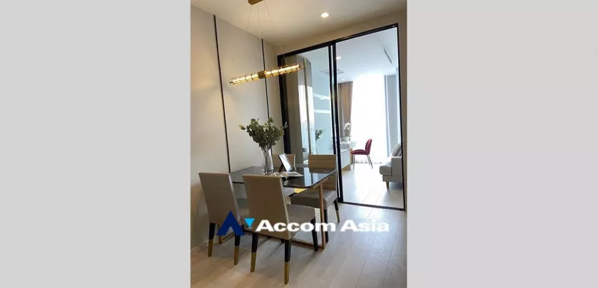 1 Bedroom  Condominium For Rent & Sale in Ploenchit, Bangkok  near BTS Ploenchit (AA33160)