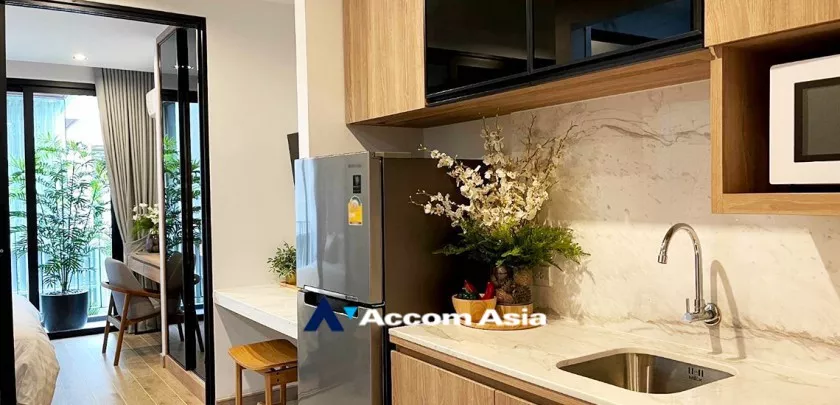 unit Studio  Apartment For Rent & Sale in Ploenchit, Bangkok  near MRT Lumphini (AA33176)