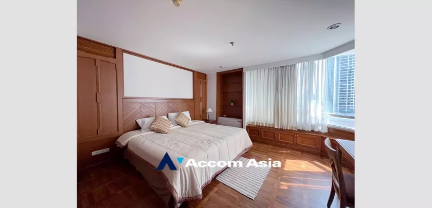 8  2 br Apartment For Rent in Sathorn ,Bangkok BTS Chong Nonsi at Thai Colonial Style AA33181