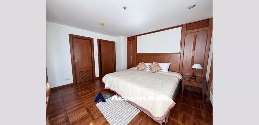 9  2 br Apartment For Rent in Sathorn ,Bangkok BTS Chong Nonsi at Thai Colonial Style AA33181