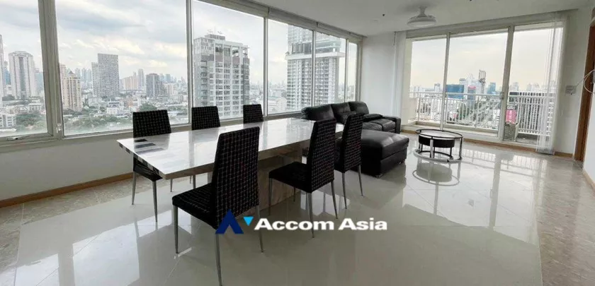  3 Bedrooms  Condominium For Rent in Sathorn, Bangkok  near BTS Chong Nonsi - BRT Sathorn (AA33183)