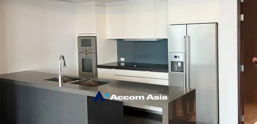 6  4 br Condominium For Rent in Ploenchit ,Bangkok BTS Ratchadamri at The Residences at The St. Regis Bangkok AA33187