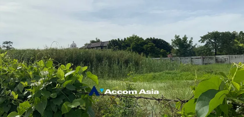  2  Land For Sale in Latkrabang ,Bangkok ARL Ban Thap Chang AA33189