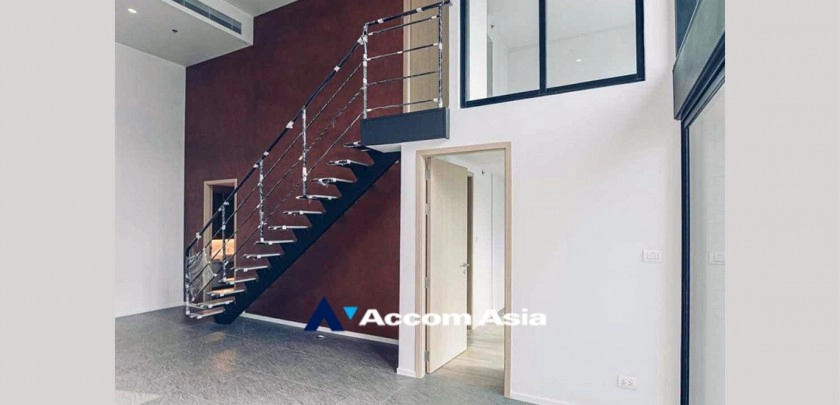  1  2 br Condominium For Sale in Silom ,Bangkok BTS Surasak at The Lofts Silom AA33193