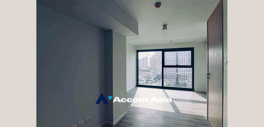7  2 br Condominium For Sale in Silom ,Bangkok BTS Surasak at The Lofts Silom AA33193
