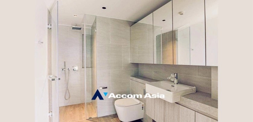 9  2 br Condominium For Sale in Silom ,Bangkok BTS Surasak at The Lofts Silom AA33193