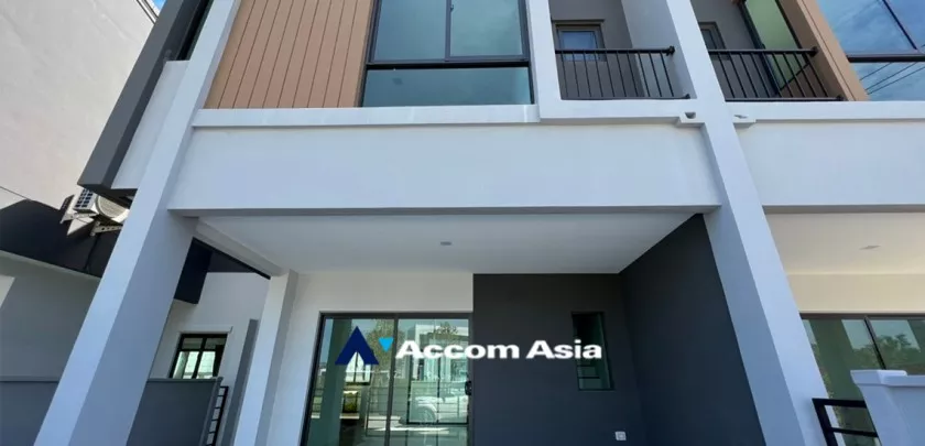  2  3 br Townhouse For Sale in  ,Samutprakan  at House AA33199