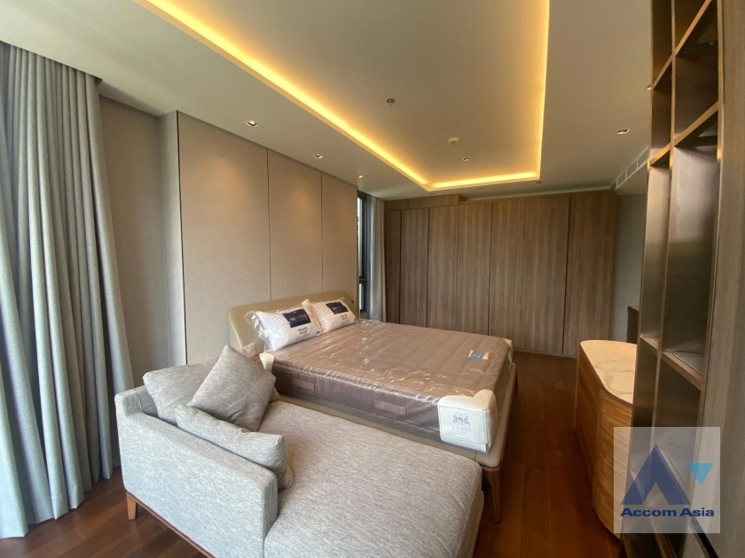 5  2 br Apartment for rent and sale in Sukhumvit ,Bangkok BTS Phrom Phong at Serene Place with Modern Style AA33201