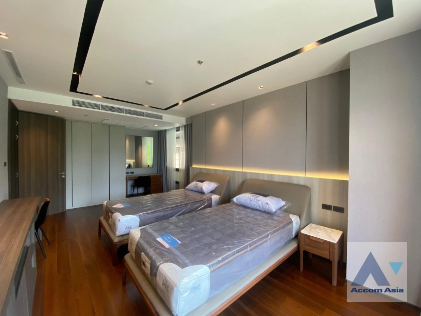 7  2 br Apartment for rent and sale in Sukhumvit ,Bangkok BTS Phrom Phong at Serene Place with Modern Style AA33201