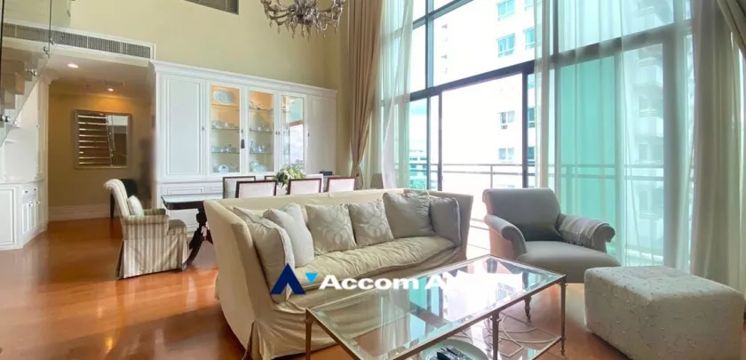 unitDuplex Condo |  3 Bedrooms  Condominium For Rent in Sukhumvit, Bangkok  near BTS Phrom Phong (AA33203)