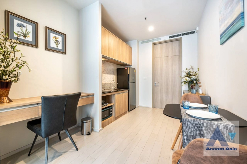 unitFully Furnished |  1 Bedroom  Condominium For Rent & Sale in Ploenchit, Bangkok  near BTS Ploenchit (AA33204)