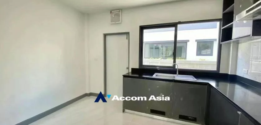  1  4 br House For Sale in Pattanakarn ,Bangkok  at The City Sukhumvit Onnut AA33208