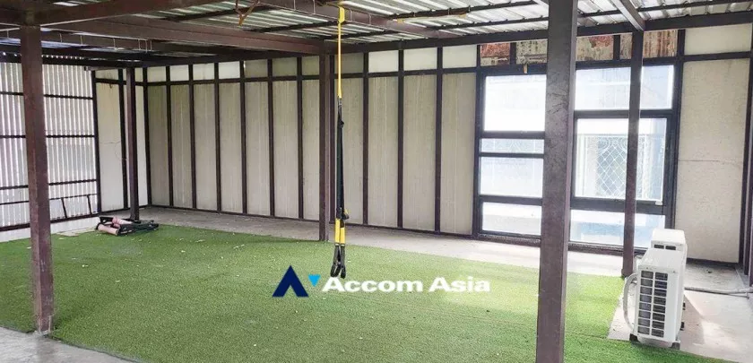 unitHome Office |  3 Bedrooms  House For Rent & Sale in Sukhumvit, Bangkok  near BTS Punnawithi (AA33215)