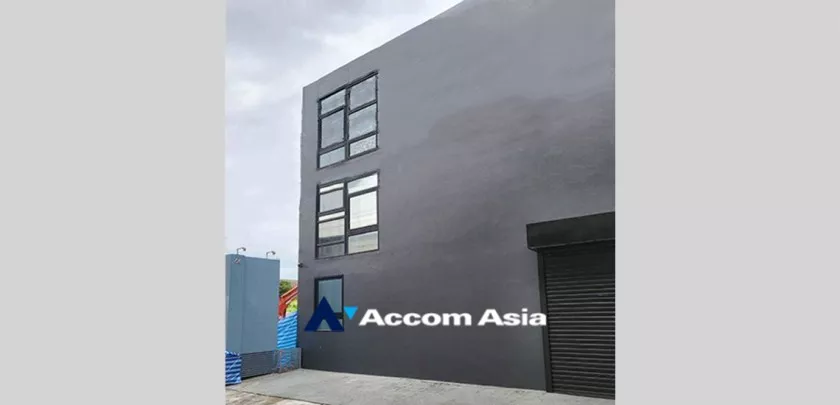 unitHome Office |  3 Bedrooms  House For Rent & Sale in Sukhumvit, Bangkok  near BTS Punnawithi (AA33215)