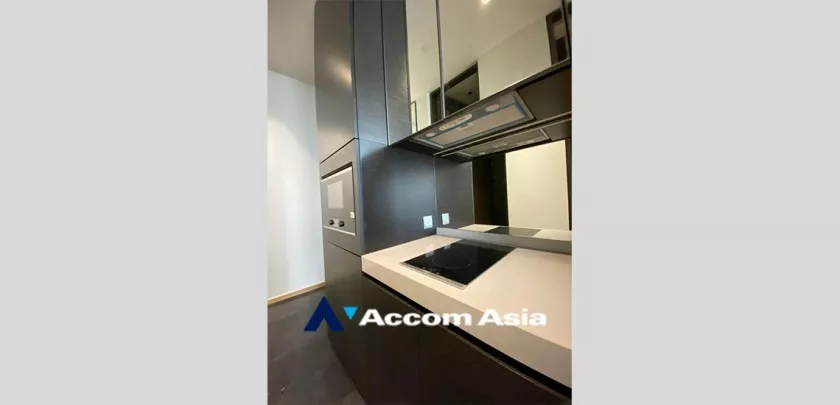 7  1 br Condominium for rent and sale in Ploenchit ,Bangkok BTS Chitlom at 28 Chidlom AA33216
