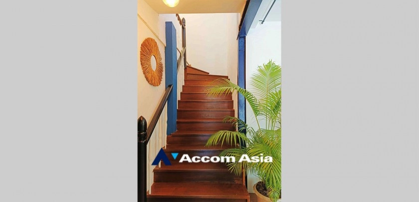 7  3 br House for rent and sale in New Phetchaburi ,Bangkok  AA33217