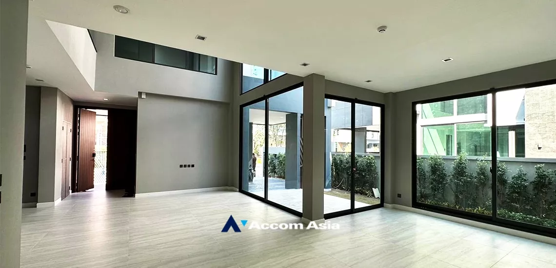  1  4 br House for rent and sale in Pattanakarn ,Bangkok ARL Hua Mak at The Gentry Phatthanakan AA33222