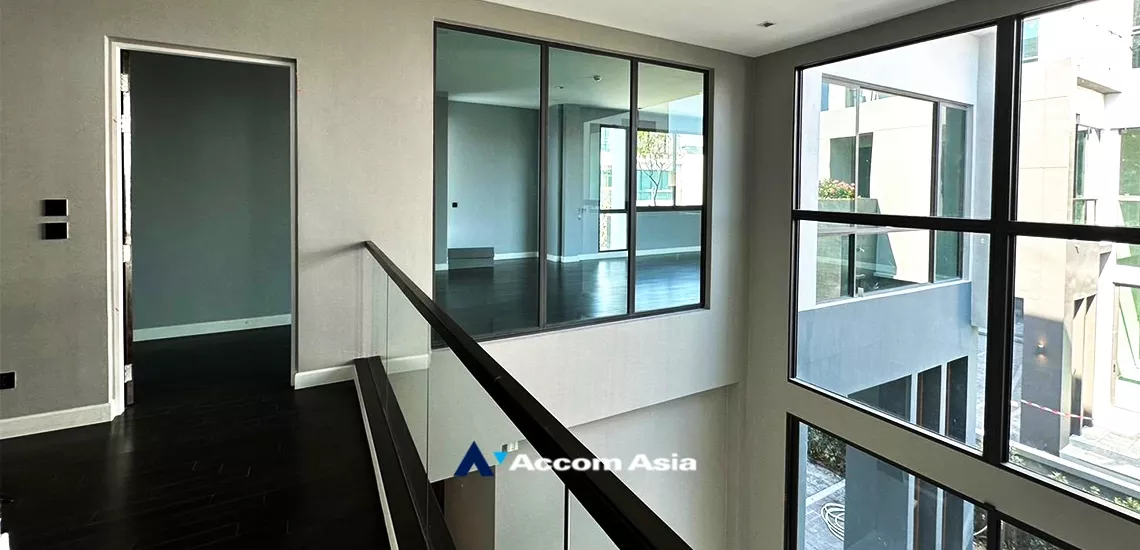 15  4 br House for rent and sale in Pattanakarn ,Bangkok ARL Hua Mak at The Gentry Phatthanakan AA33222