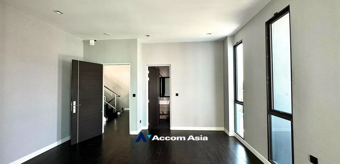 18  4 br House for rent and sale in Pattanakarn ,Bangkok ARL Hua Mak at The Gentry Phatthanakan AA33222