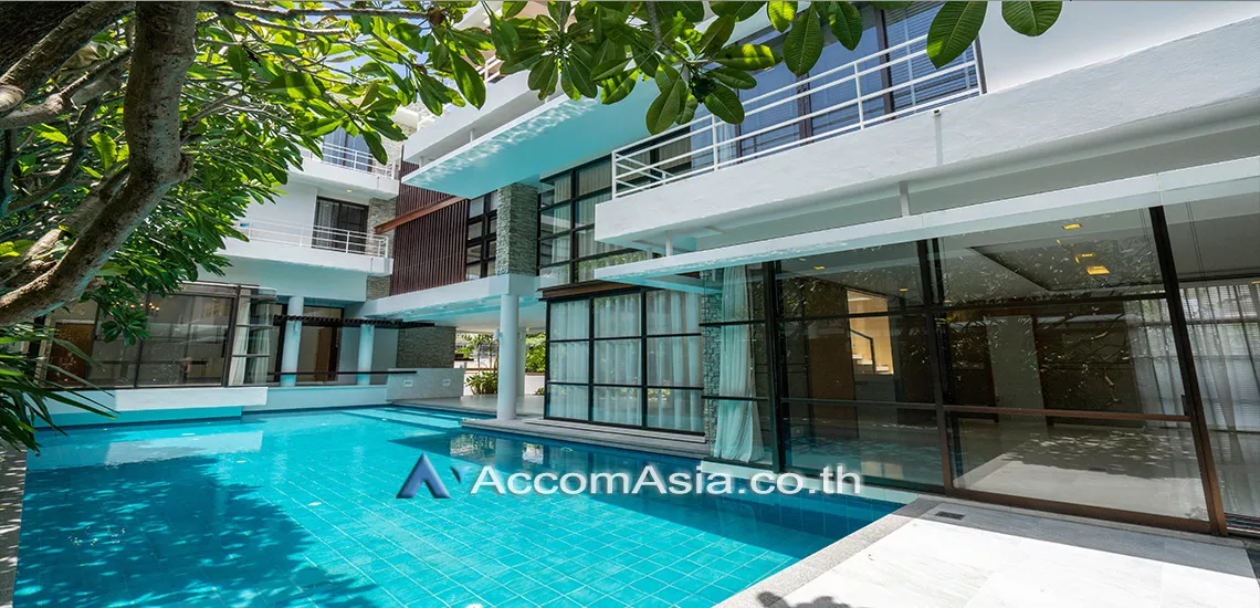 Private Swimming Pool |  5 Bedrooms  House For Rent in Sukhumvit, Bangkok  near BTS Thong Lo (64741)
