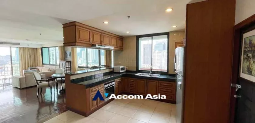 7  2 br Condominium For Sale in Sukhumvit ,Bangkok BTS Nana at Lake Green AA33227