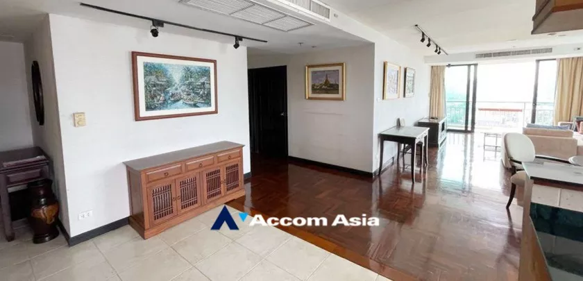 5  2 br Condominium For Sale in Sukhumvit ,Bangkok BTS Nana at Lake Green AA33227