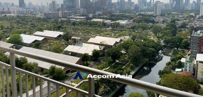 15  2 br Condominium For Sale in Sukhumvit ,Bangkok BTS Nana at Lake Green AA33227