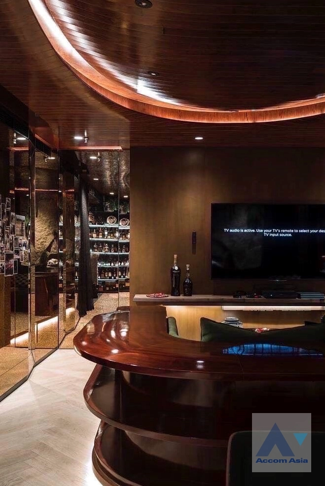 unit 1 Bedroom  Condominium For Rent & Sale in Sukhumvit, Bangkok  near BTS Thong Lo (AA33231)