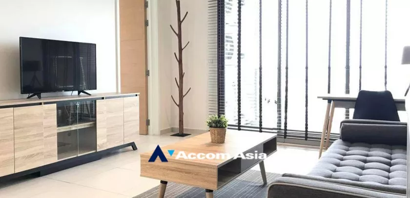 unit 2 Bedrooms  Condominium For Rent in Sukhumvit, Bangkok  near BTS Ekkamai (AA33232)