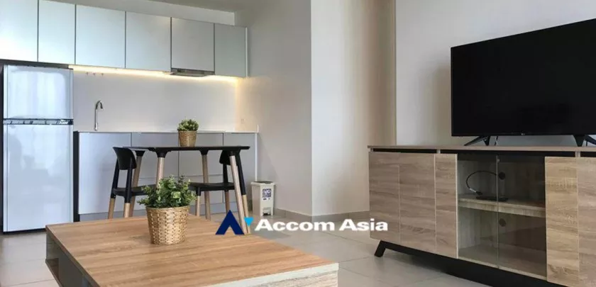 unit 2 Bedrooms  Condominium For Rent in Sukhumvit, Bangkok  near BTS Ekkamai (AA33232)