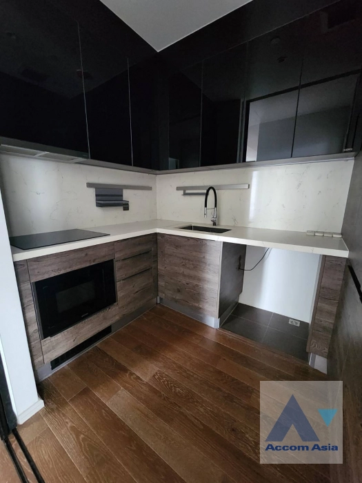 unitPet friendly |  2 Bedrooms  Condominium For Rent in Ploenchit, Bangkok  near BTS Ploenchit (AA33236)