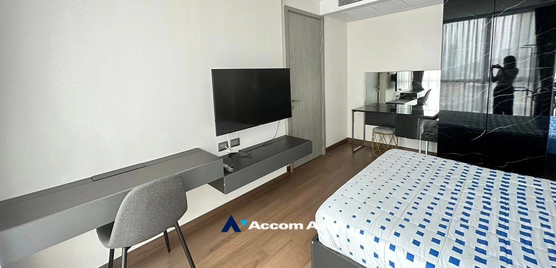 unit 2 Bedrooms  Condominium For Rent in Sukhumvit, Bangkok  near BTS Phrom Phong (AA33238)