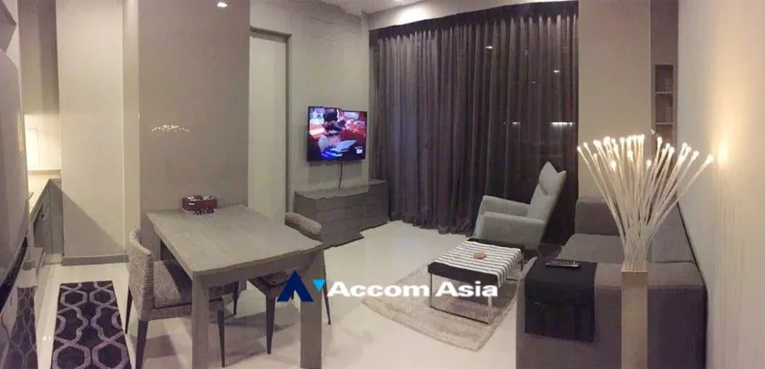 Pet friendly |  1 Bedroom  Condominium For Rent in Silom, Bangkok  near BTS Chong Nonsi (AA33241)