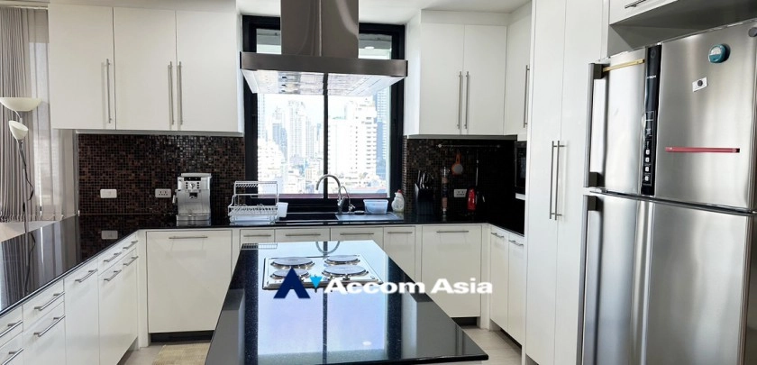 4  2 br Condominium for rent and sale in Sukhumvit ,Bangkok BTS Nana at Lake Green AA33246
