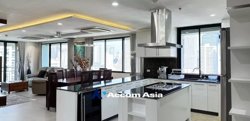 2 Bedrooms  Condominium For Rent & Sale in Sukhumvit, Bangkok  near BTS Nana (AA33246)