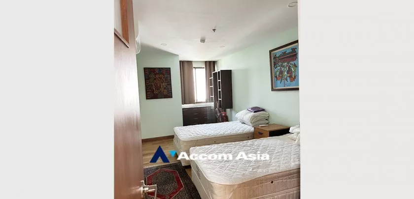 6  2 br Condominium for rent and sale in Sukhumvit ,Bangkok BTS Nana at Lake Green AA33246