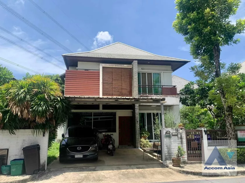  3 Bedrooms  House For Sale in Pattanakarn, Bangkok  (AA33260)