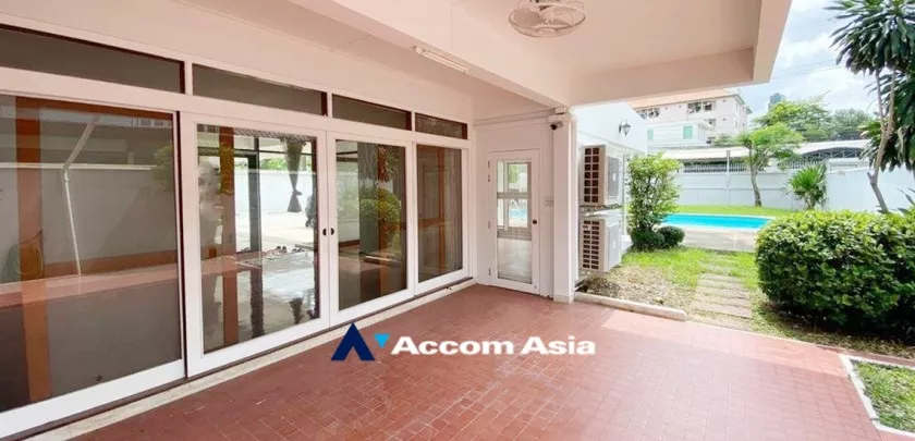 4  4 br House For Rent in sukhumvit ,Bangkok BTS Thong Lo AA33264