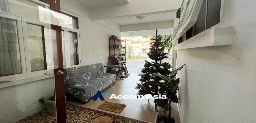 7  4 br House For Rent in Sukhumvit ,Bangkok BTS Thong Lo AA33264