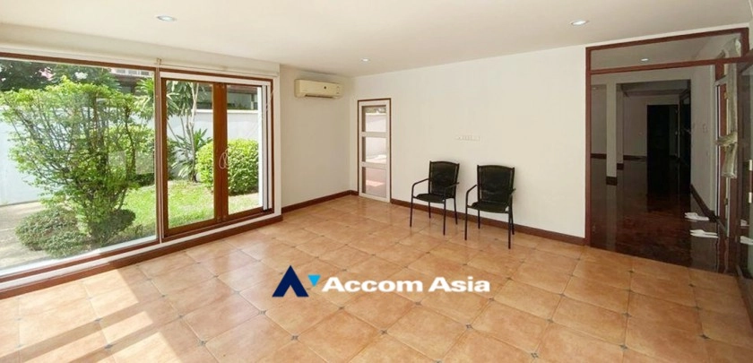 6  4 br House For Rent in Sukhumvit ,Bangkok BTS Thong Lo AA33264