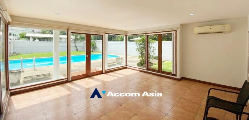 5  4 br House For Rent in Sukhumvit ,Bangkok BTS Thong Lo AA33264