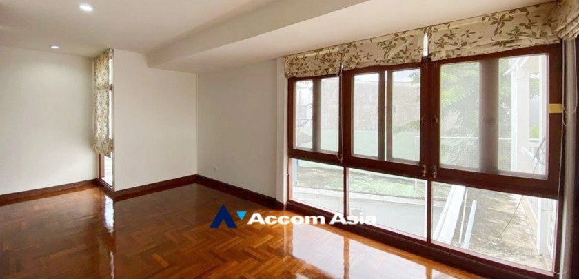 8  4 br House For Rent in Sukhumvit ,Bangkok BTS Thong Lo AA33264