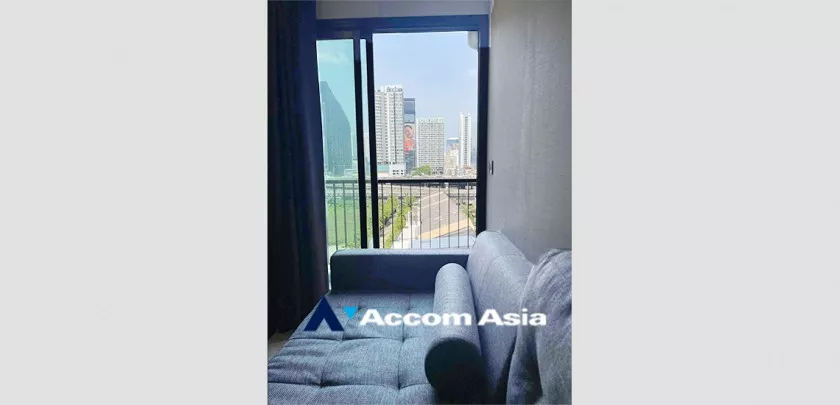 Life Asoke Condominium