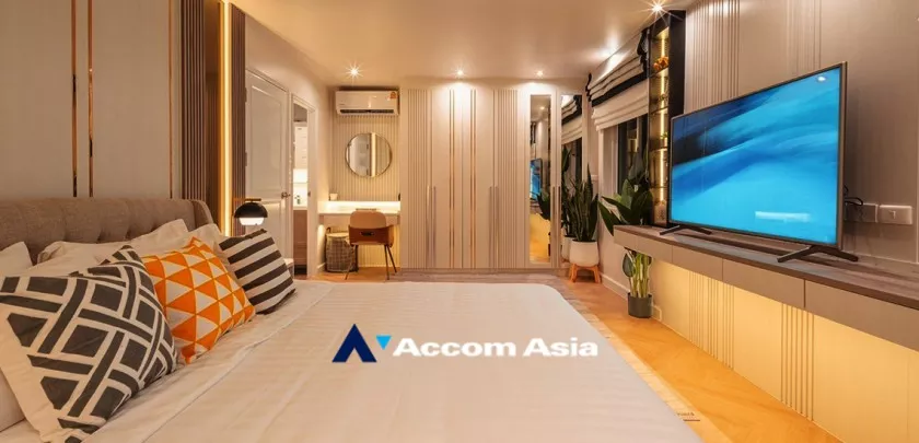7  2 br Condominium For Sale in Sathorn ,Bangkok  at Fortune Condo Town AA33271